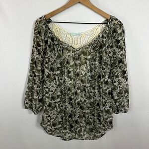 Maurices Shirt Women Small Green Watercolor Abstract Print‎ Crochet Back Blouse